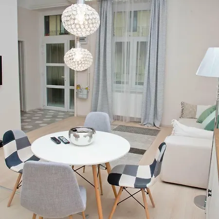 Apartment Kalvin Square River Side Danube